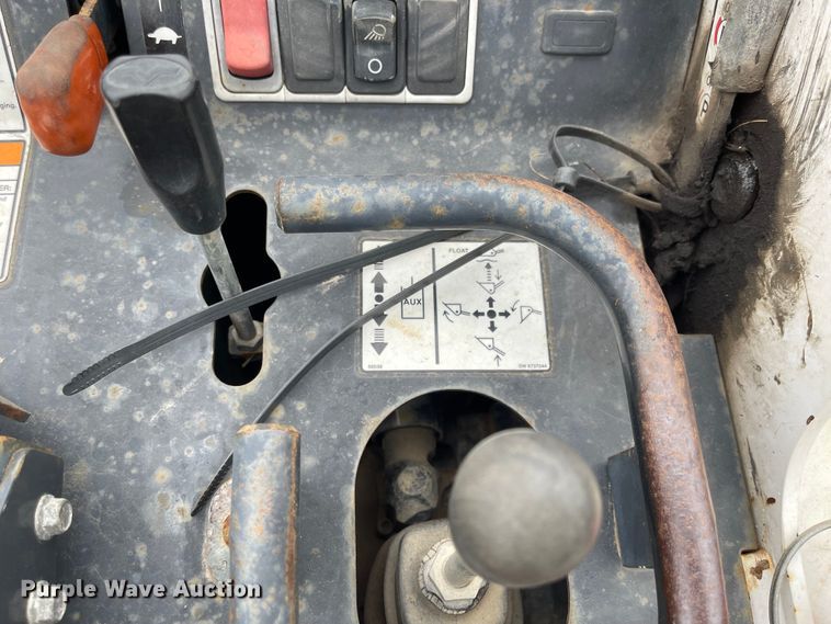 image for item FV9431 2006 Bobcat MT52  compact utility loader