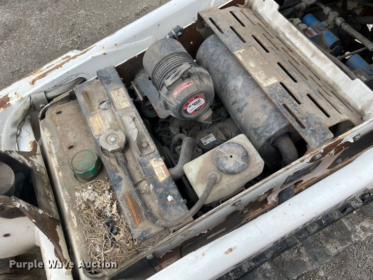 image for item FV9431 2006 Bobcat MT52  compact utility loader