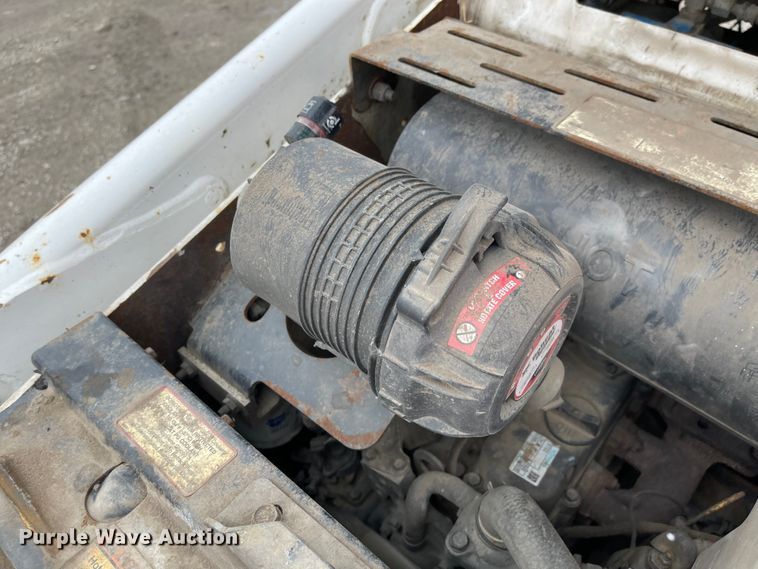 image for item FV9431 2006 Bobcat MT52  compact utility loader