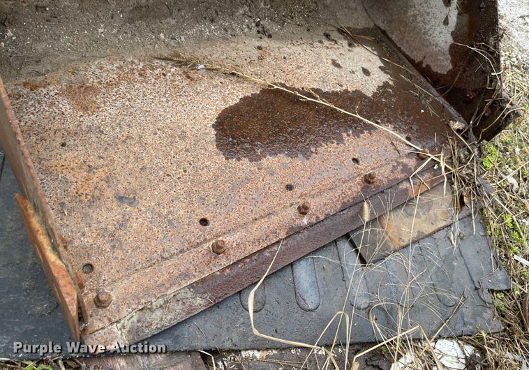 image for item FV9431 2006 Bobcat MT52  compact utility loader