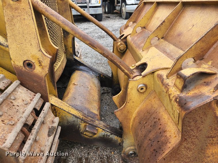 image for item HK9383 1978 Caterpillar 977L  track loader