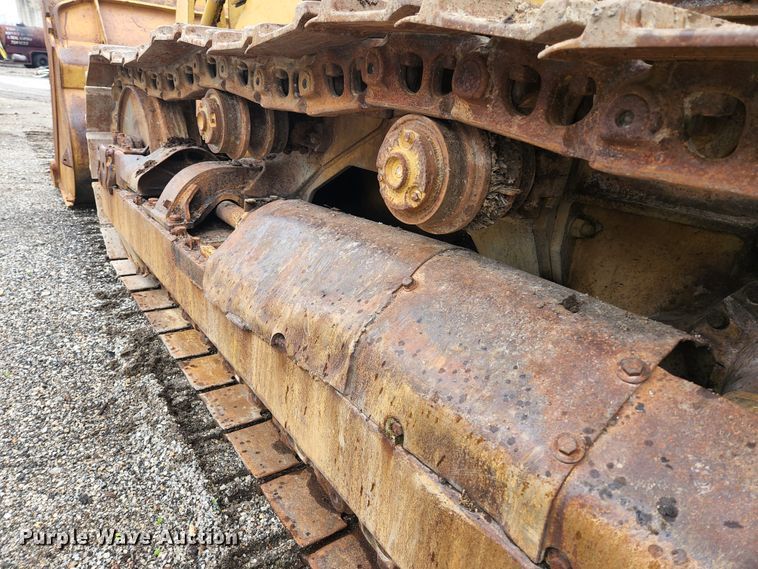 image for item HK9383 1978 Caterpillar 977L  track loader