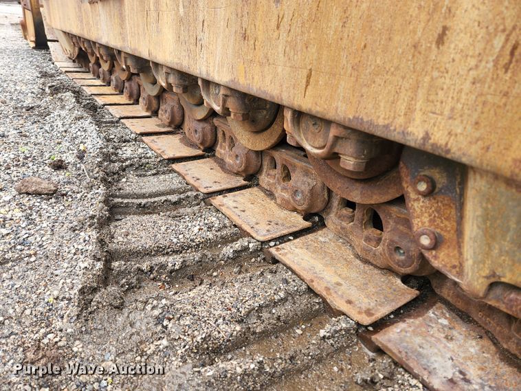 image for item HK9383 1978 Caterpillar 977L  track loader