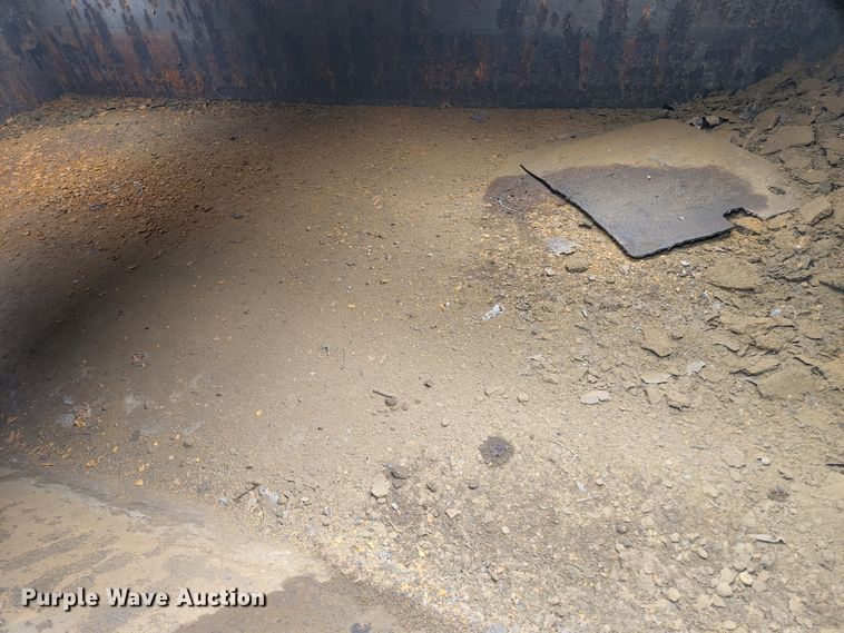 image for item HK9389 Barge