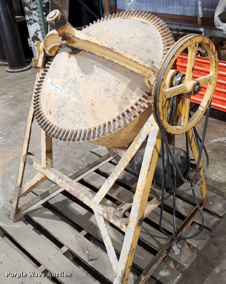 image for item HK9403 Concrete mixer