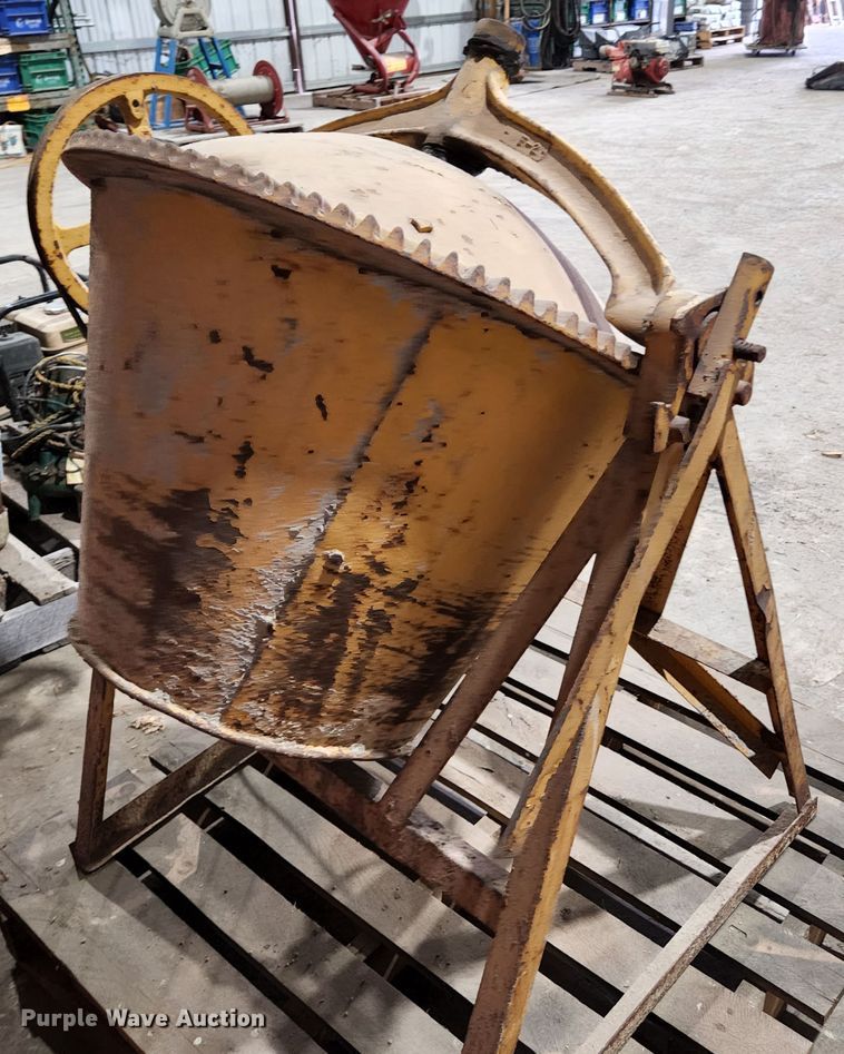 image for item HK9403 Concrete mixer