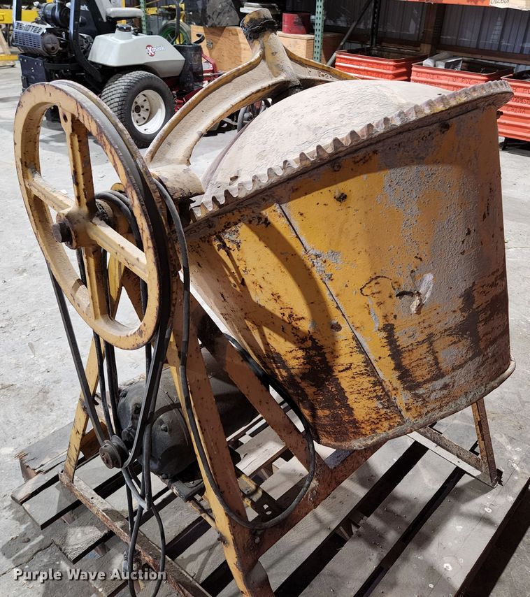 image for item HK9403 Concrete mixer