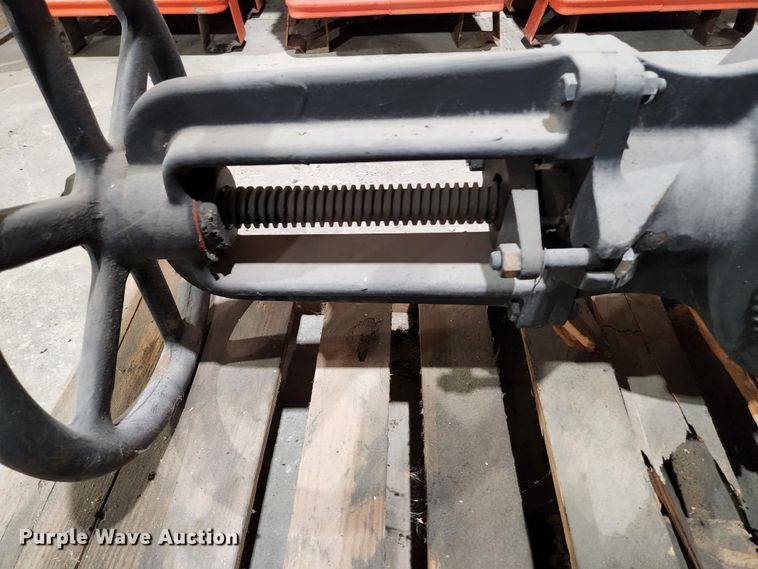 image for item HK9404 (2) Mueller 12" flanged gate valves