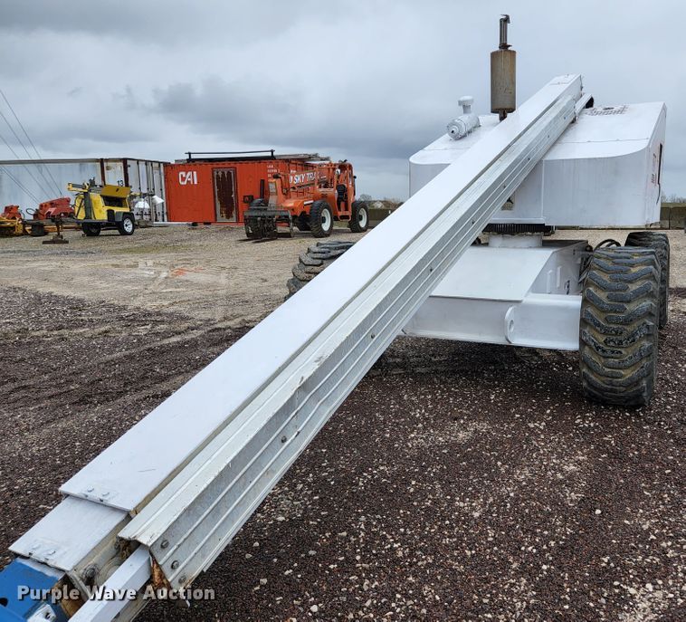 image for item HK9409 1997 Mark Lift CH60C  boom lift