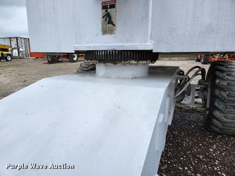 image for item HK9409 1997 Mark Lift CH60C  boom lift