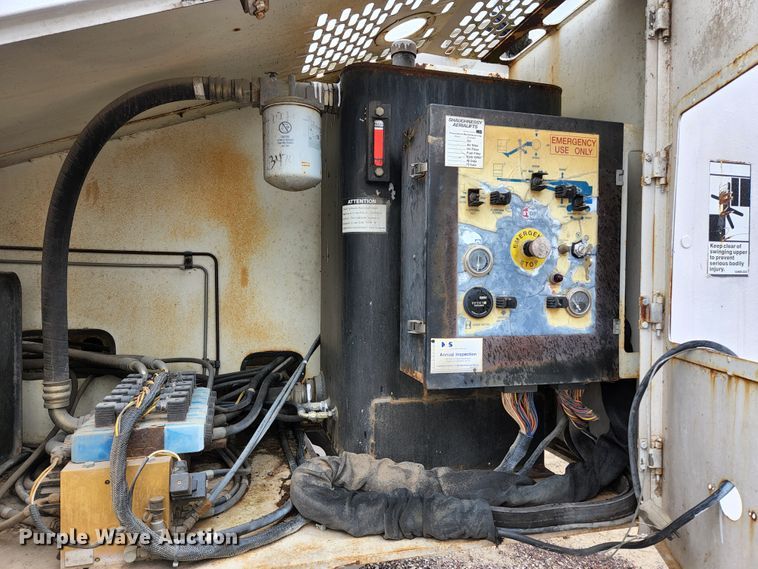 image for item HK9409 1997 Mark Lift CH60C  boom lift