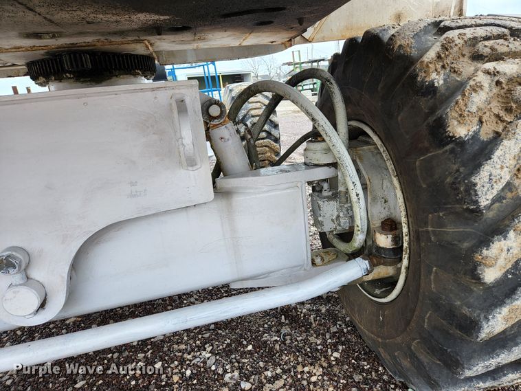 image for item HK9409 1997 Mark Lift CH60C  boom lift