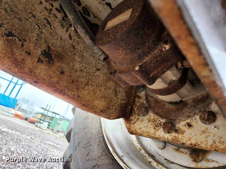 image for item HK9409 1997 Mark Lift CH60C  boom lift