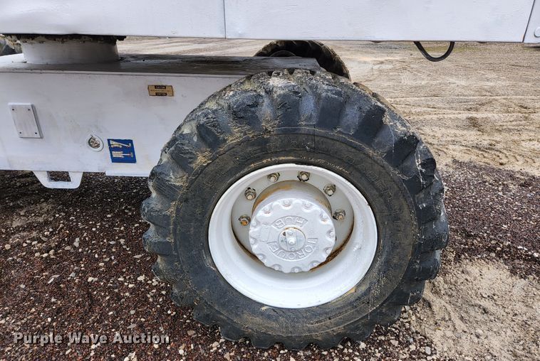 image for item HK9409 1997 Mark Lift CH60C  boom lift