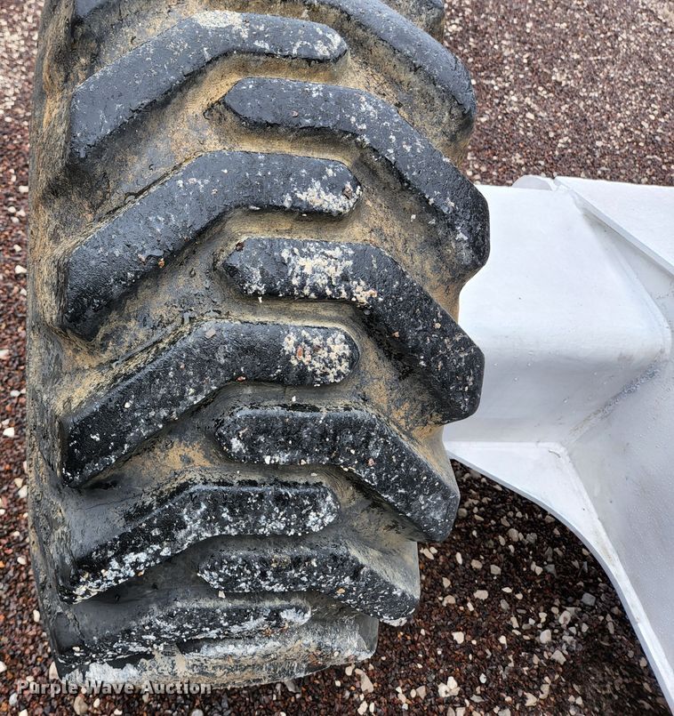 image for item HK9409 1997 Mark Lift CH60C  boom lift