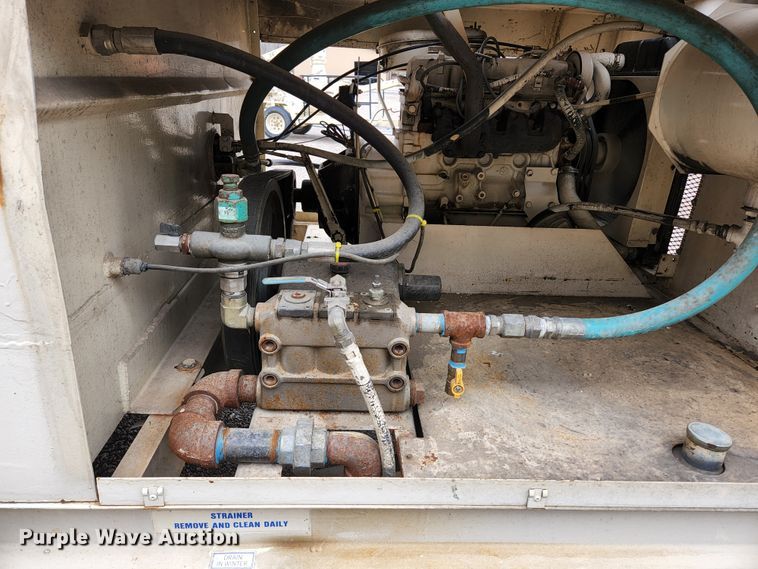 image for item HK9410 1988 Aquatech EJ-600E  sewer jetter trailer