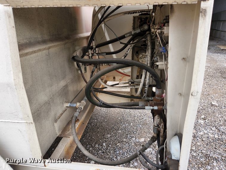 image for item HK9410 1988 Aquatech EJ-600E  sewer jetter trailer