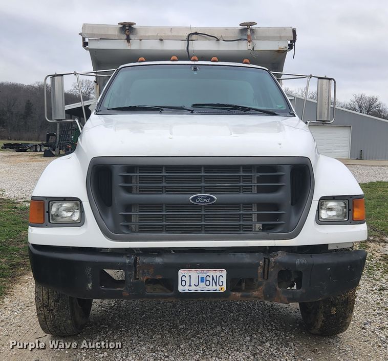 image for item HK9420 2003 Ford F650 Super Duty  dump truck