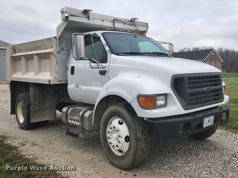 image for item HK9420 2003 Ford F650 Super Duty  dump truck