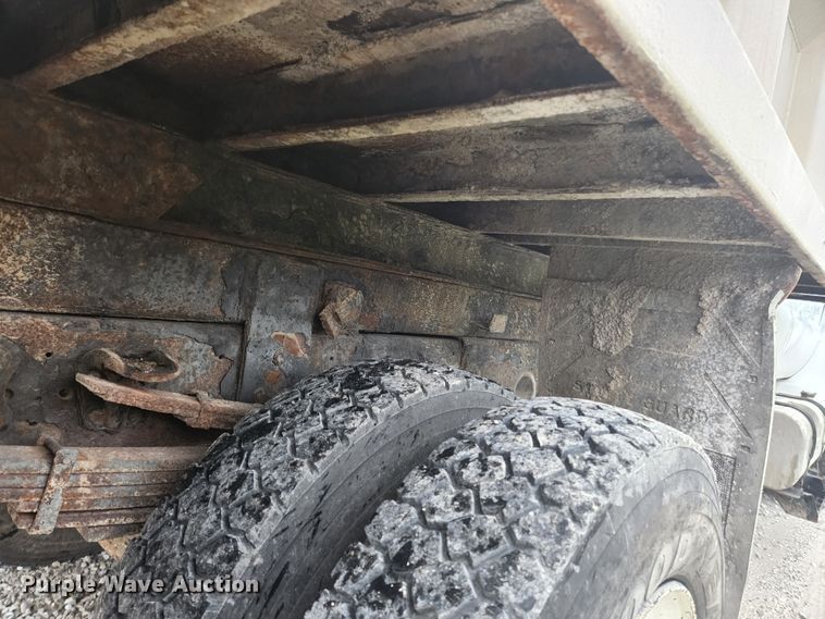 image for item HK9420 2003 Ford F650 Super Duty  dump truck