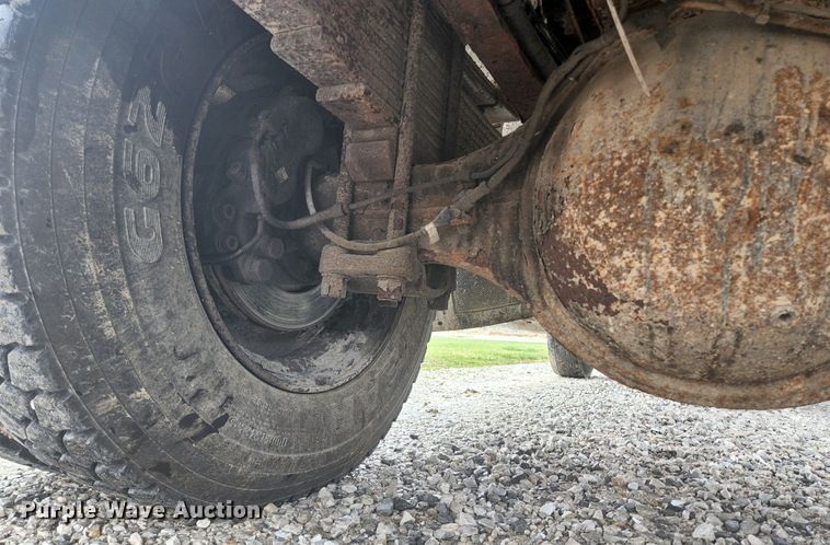 image for item HK9420 2003 Ford F650 Super Duty  dump truck