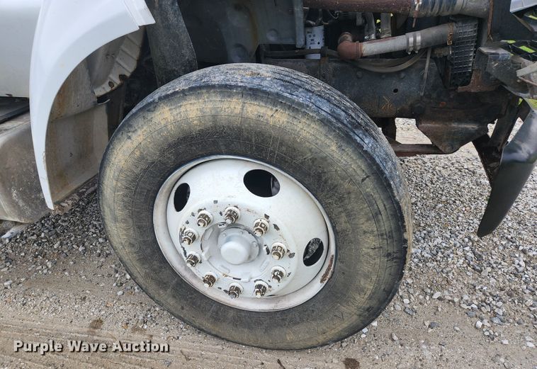 image for item HK9420 2003 Ford F650 Super Duty  dump truck