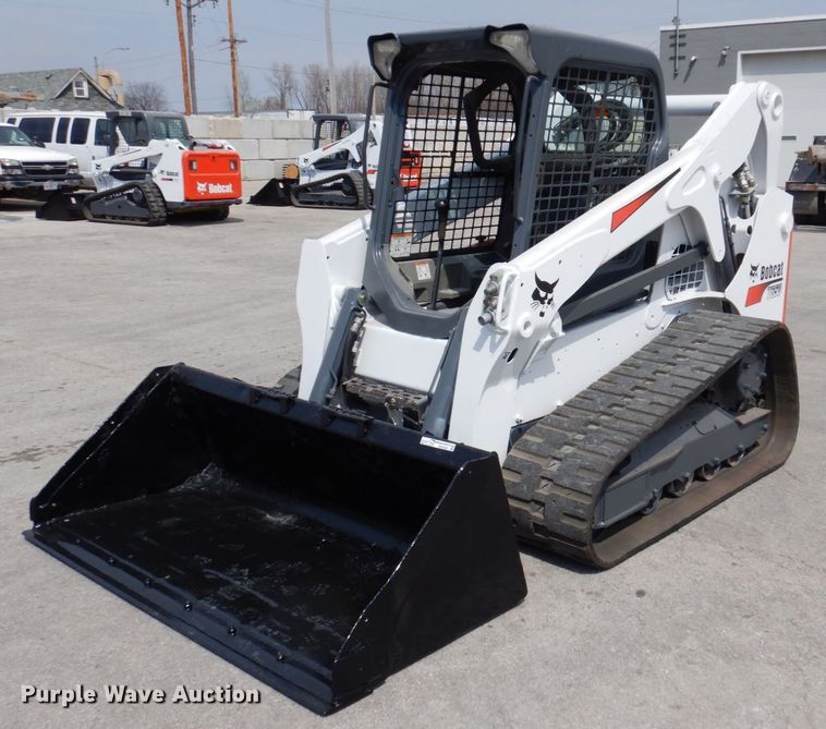 image for item HK9456 2016 Bobcat T650  tracked skid steer loader