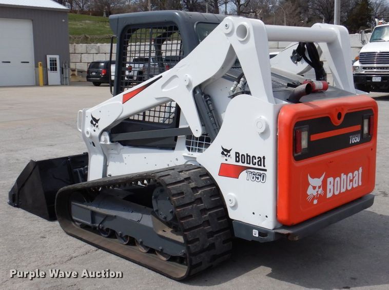 image for item HK9456 2016 Bobcat T650  tracked skid steer loader