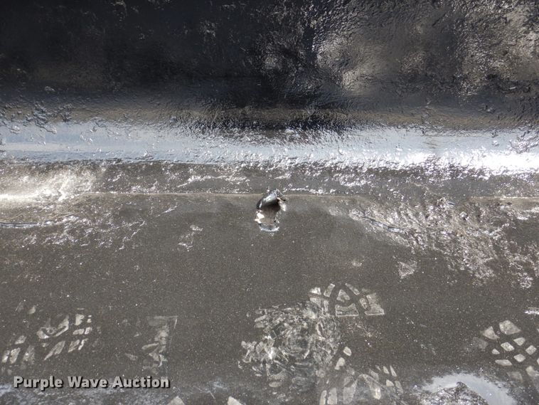 image for item HK9456 2016 Bobcat T650  tracked skid steer loader