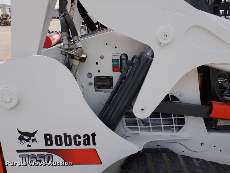 image for item HK9456 2016 Bobcat T650  tracked skid steer loader