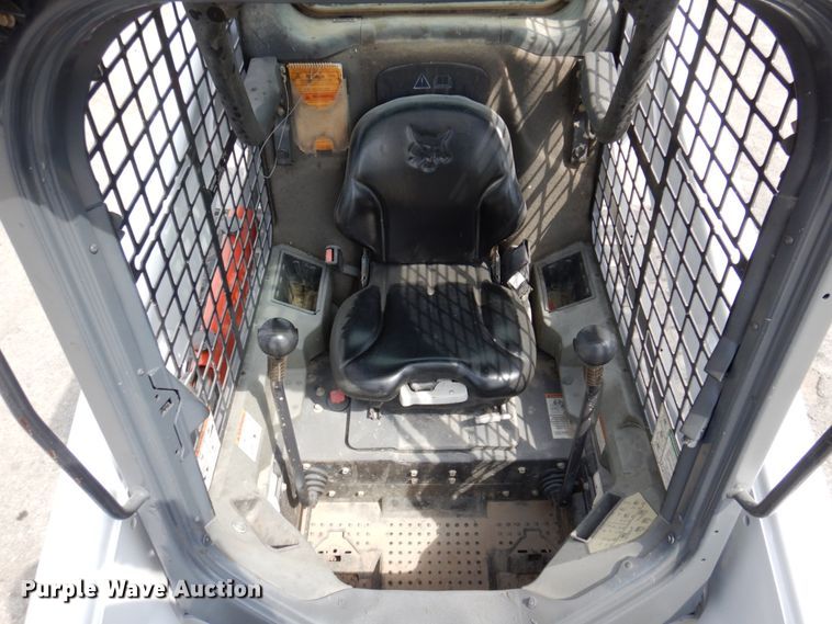 image for item HK9456 2016 Bobcat T650  tracked skid steer loader