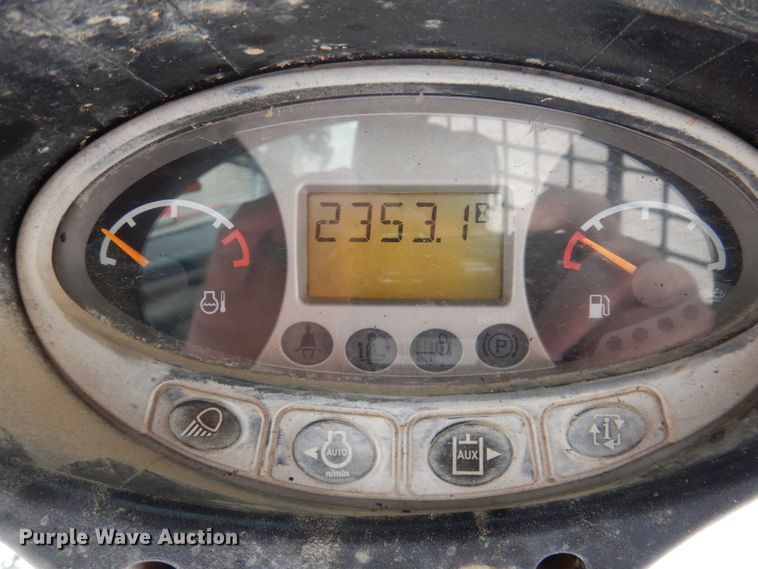 image for item HK9456 2016 Bobcat T650  tracked skid steer loader