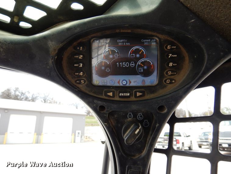 image for item HK9456 2016 Bobcat T650  tracked skid steer loader