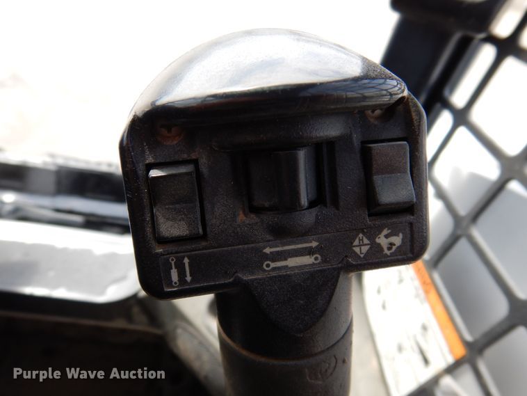 image for item HK9456 2016 Bobcat T650  tracked skid steer loader