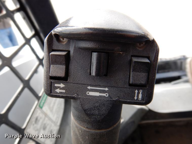 image for item HK9456 2016 Bobcat T650  tracked skid steer loader