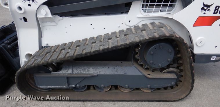 image for item HK9456 2016 Bobcat T650  tracked skid steer loader