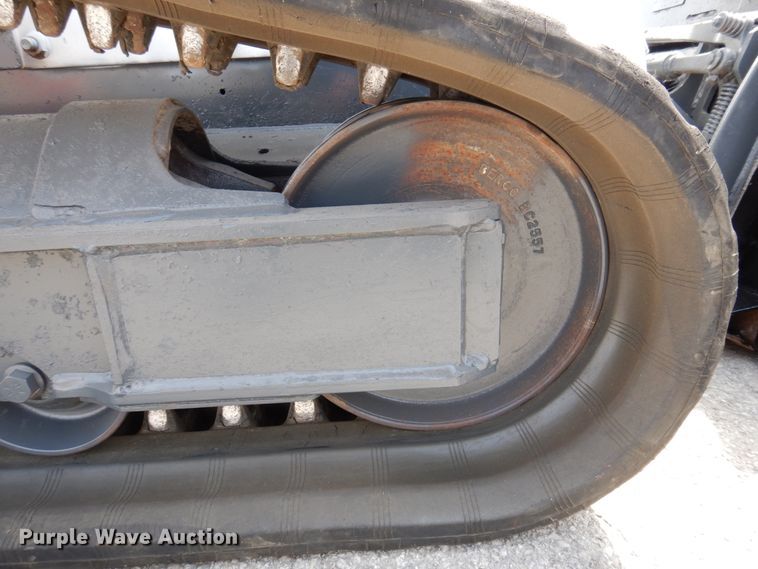 image for item HK9456 2016 Bobcat T650  tracked skid steer loader