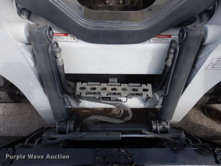 image for item HK9457 2016 Bobcat T650  tracked skid steer loader