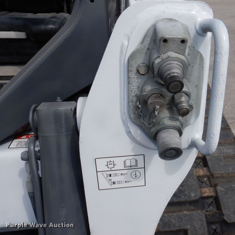 image for item HK9457 2016 Bobcat T650  tracked skid steer loader