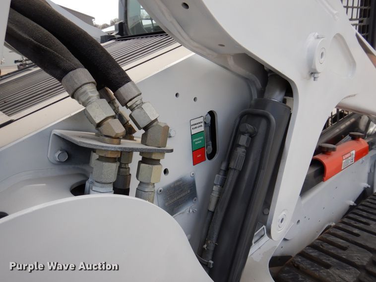 image for item HK9457 2016 Bobcat T650  tracked skid steer loader