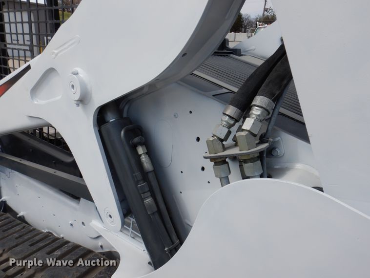 image for item HK9457 2016 Bobcat T650  tracked skid steer loader