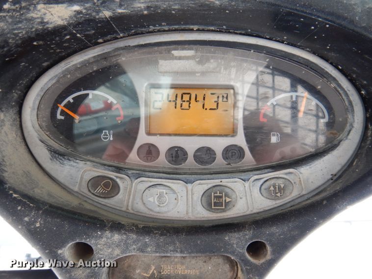 image for item HK9457 2016 Bobcat T650  tracked skid steer loader