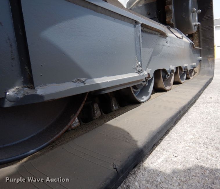 image for item HK9457 2016 Bobcat T650  tracked skid steer loader