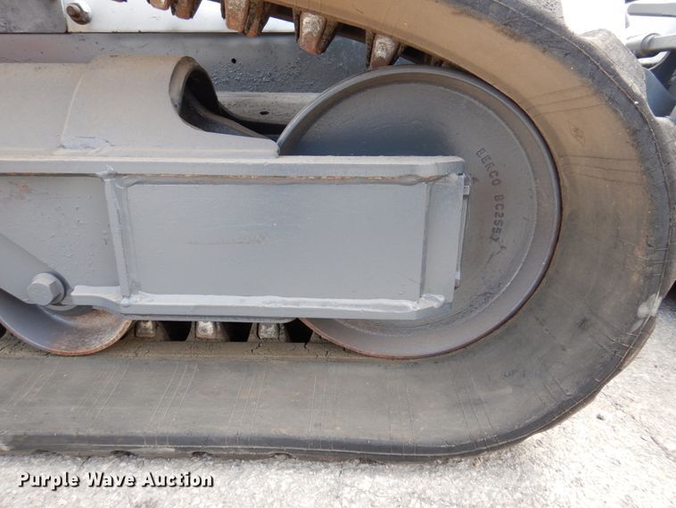 image for item HK9457 2016 Bobcat T650  tracked skid steer loader