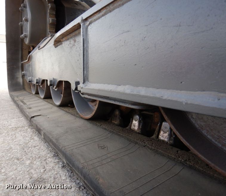 image for item HK9457 2016 Bobcat T650  tracked skid steer loader