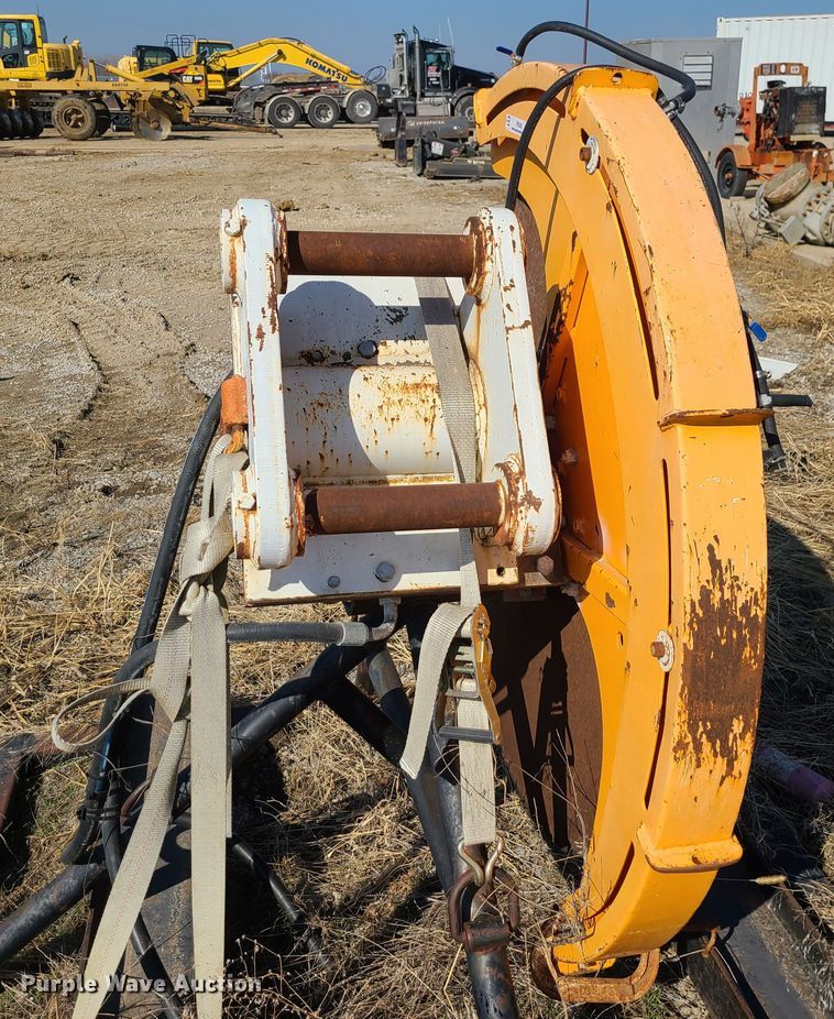 image for item IF9359 Echidna  excavator concrete saw