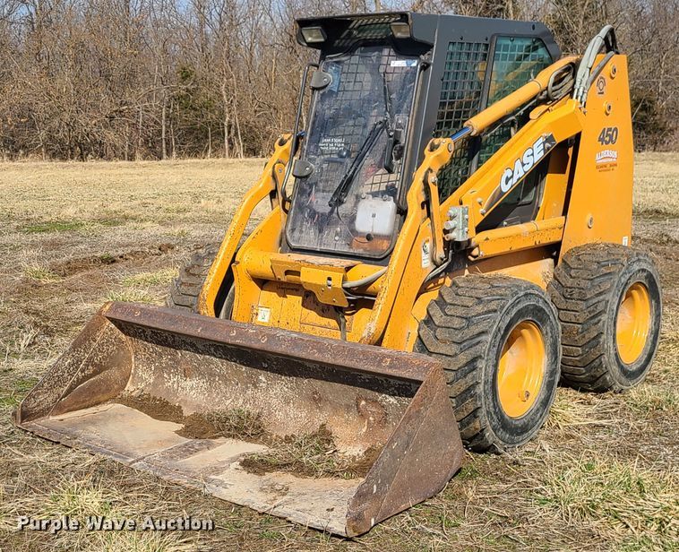 2006-case-450-skid-steer-loader-in-odessa-mo-item-if9366-sold