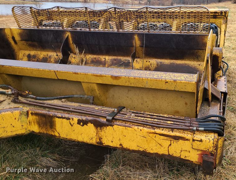 image for item IF9379 Reynolds 18C  scraper