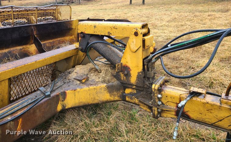 image for item IF9380 Reynolds 18C  scraper