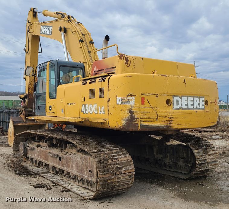 image for item IF9390 2004 John Deere 450C LC  excavator